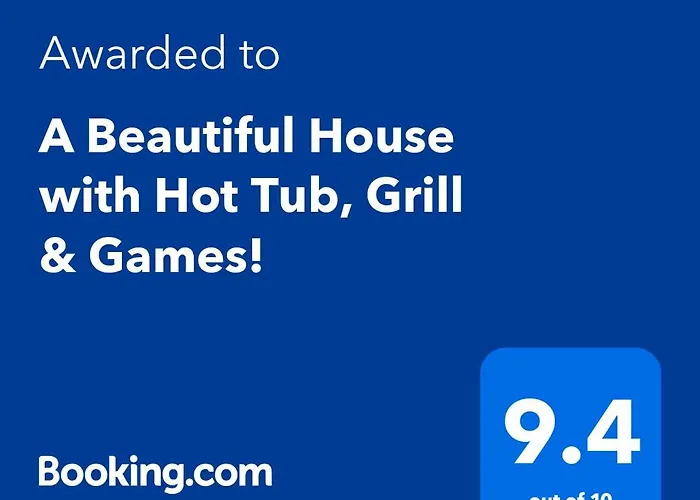 A Beautiful House With Hot Tub, Grill & Games!