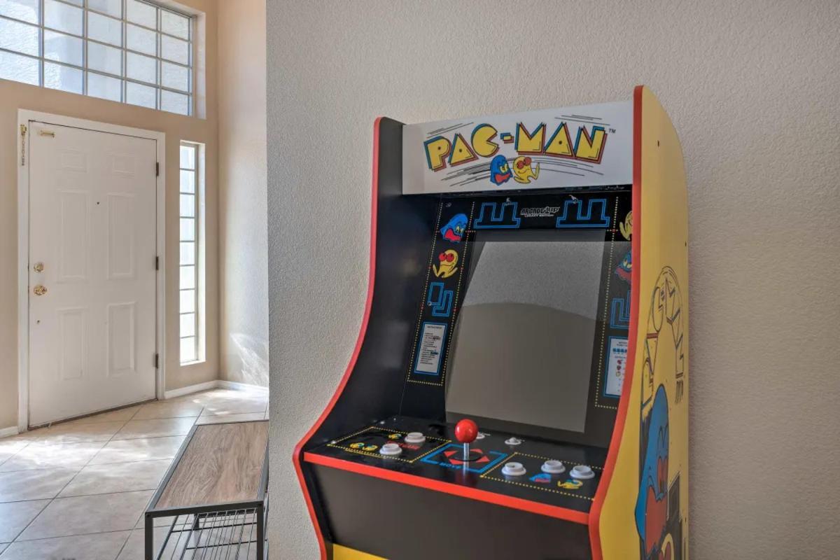 A Beautiful House With Hot Tub, Grill & Games! Hébergement de vacances Las Vegas