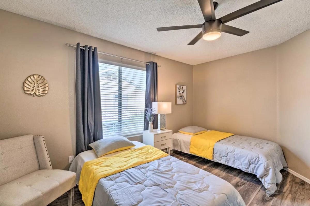 A Beautiful House With Hot Tub, Grill & Games! Hébergement de vacances Las Vegas